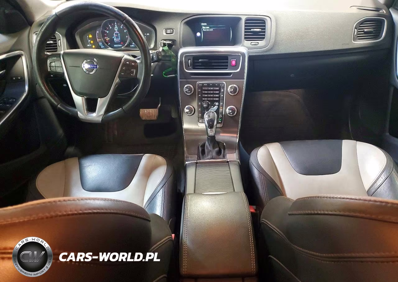 2016 Volvo V60 Cross Country Premier VIN:YV4612HK4G1013117 - 8