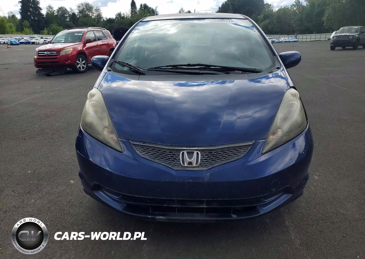 2012 Honda Fit VIN:JHMGE8G33CC015091 - 5