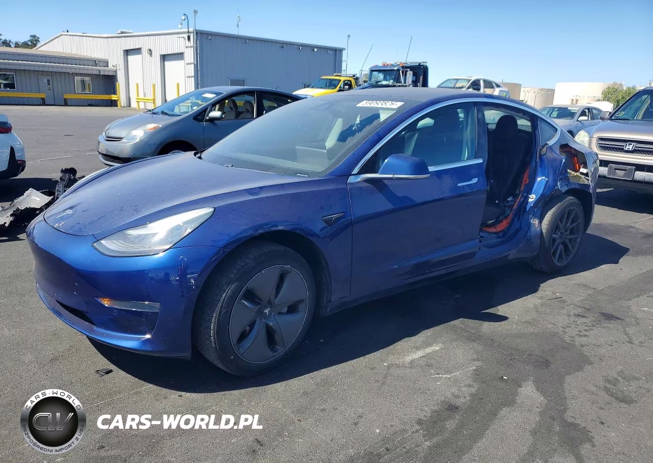2020 Tesla Model 3 – zdjęcie 1 z 13