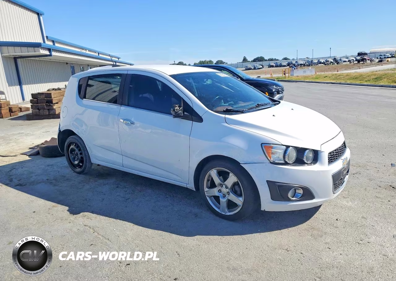 2015 Chevrolet Sonic Ltz VIN:1G1JE6SBXF4120762 - 4