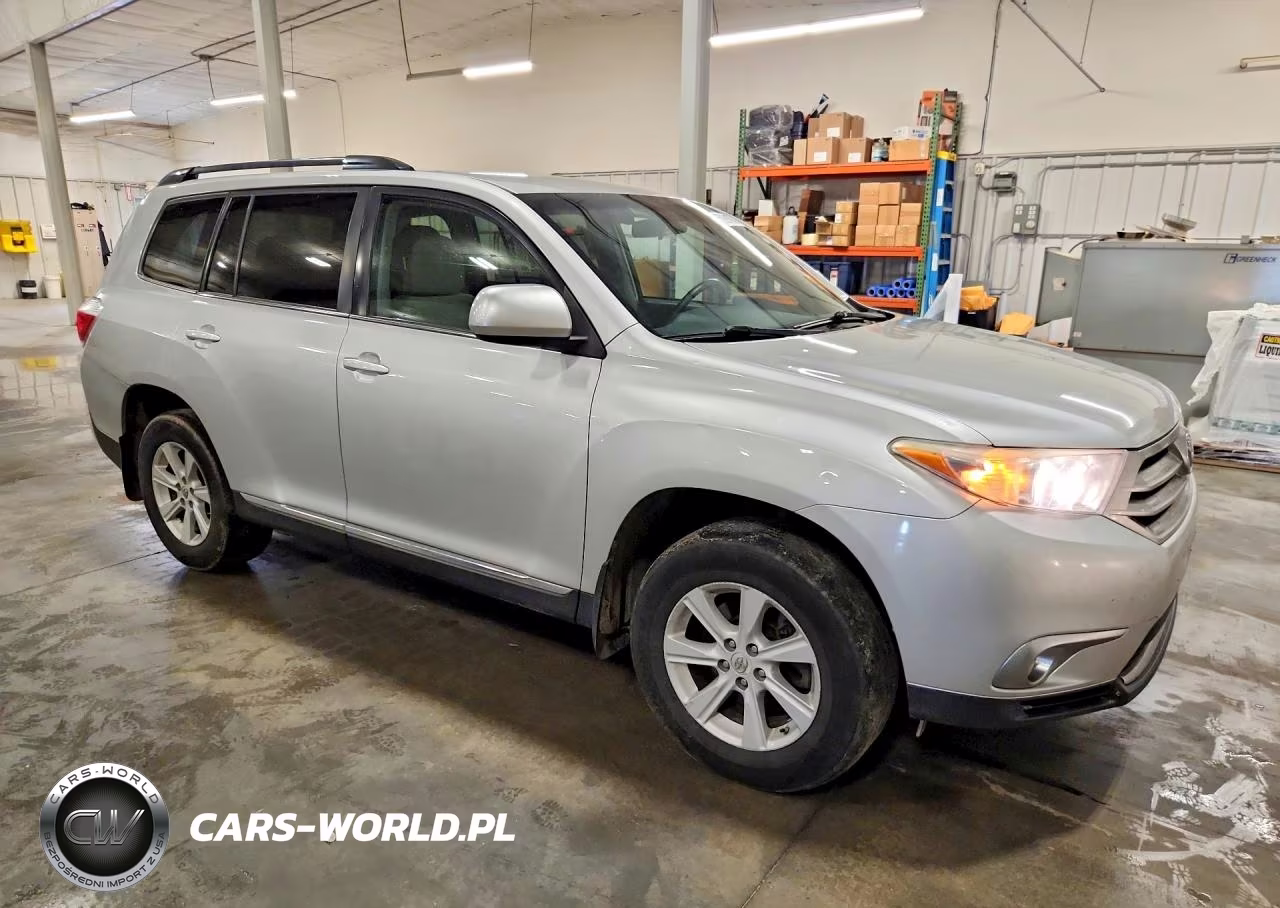 2012 Toyota Highlander Base VIN:5TDBK3EH2CS123531 - 4