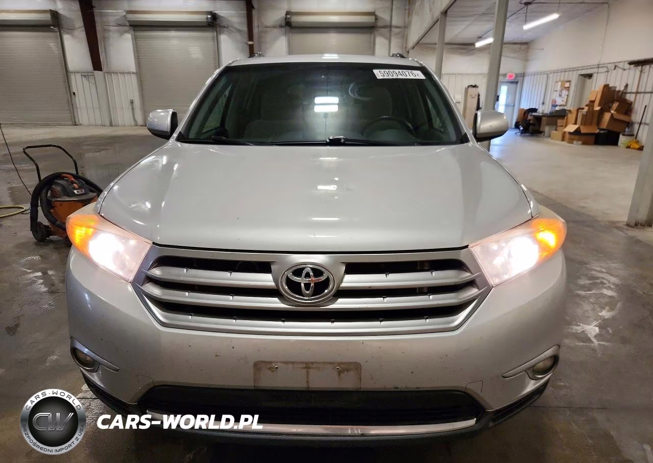 2012 Toyota Highlander Base VIN:5TDBK3EH2CS123531 - 5
