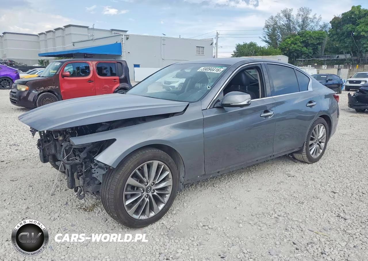 2021 Infiniti Q50 Luxe – zdjęcie 1 z 13