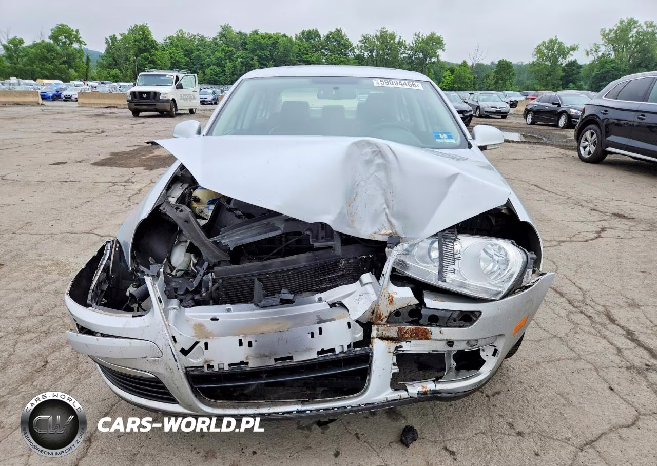 2010 Volkswagen Jetta Se VIN:3VWRZ7AJ1AM157562 - 5