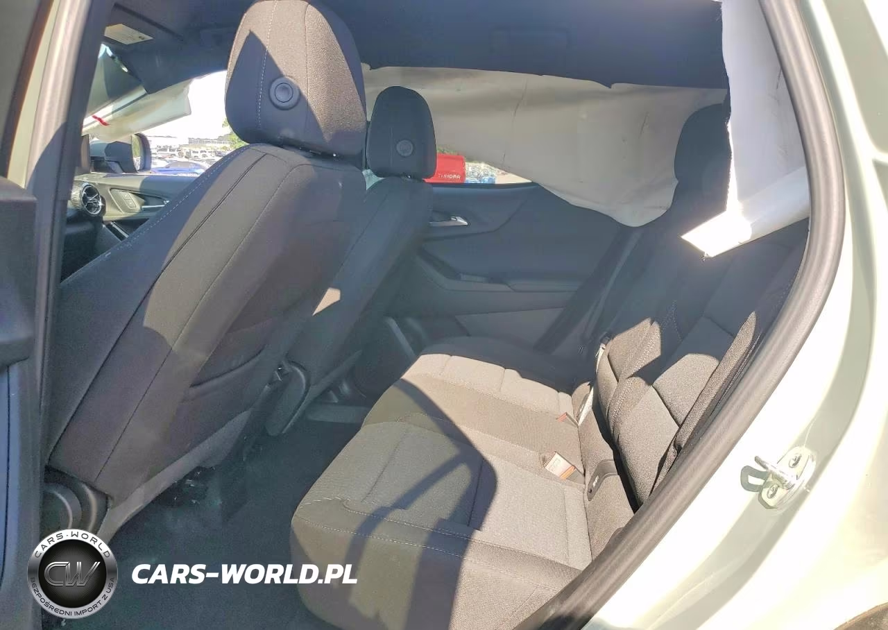 2026 Chevrolet Equinox Lt VIN:3GNAXHEG0TL131920 - 11