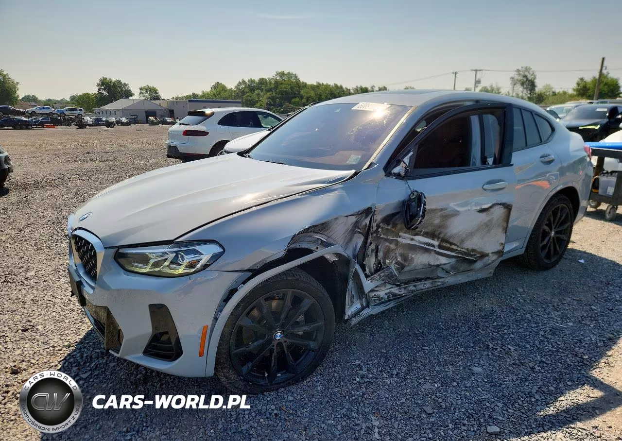 2022 BMW X4 xDrive30I