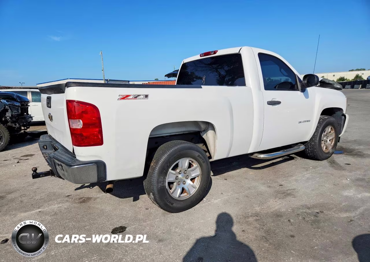 2008 Chevrolet Silverado C1500 VIN:1GCEC14X18Z190621 - 3