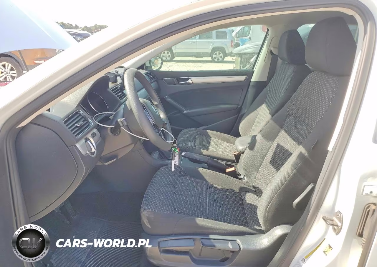 2017 Volkswagen Passat S VIN:1VWAT7A33HC085632 - 7