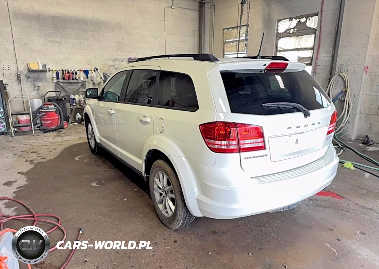 2018 Dodge Journey Se VIN:3C4PDCAB7JT524948 - 3