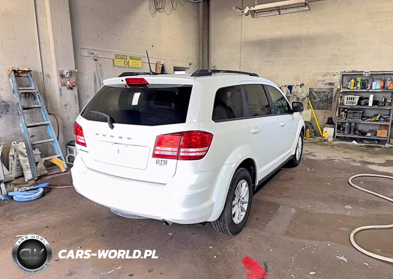 2018 Dodge Journey Se VIN:3C4PDCAB7JT524948 - 4