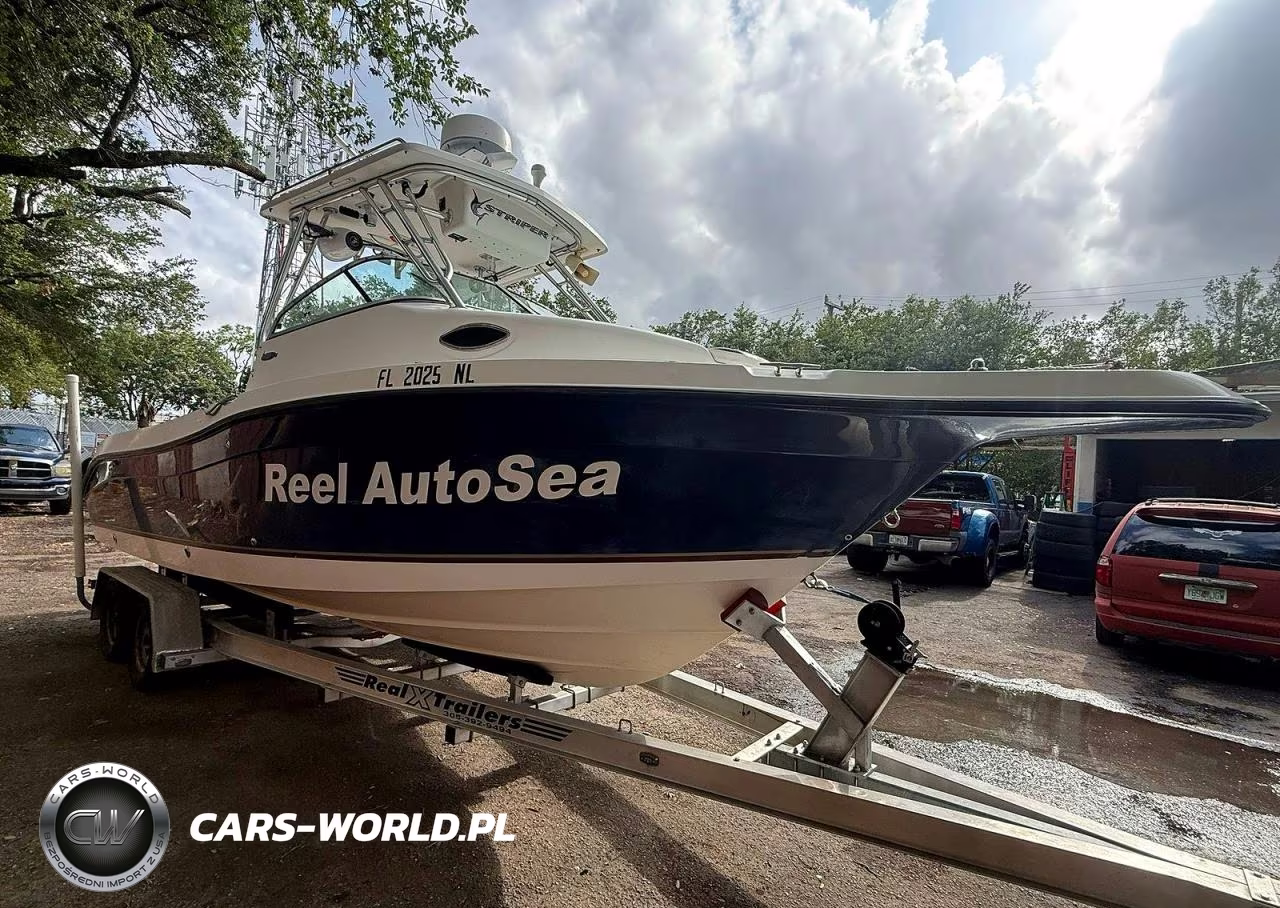 2007 Striper Walkaround Cuddy Cabin Boat