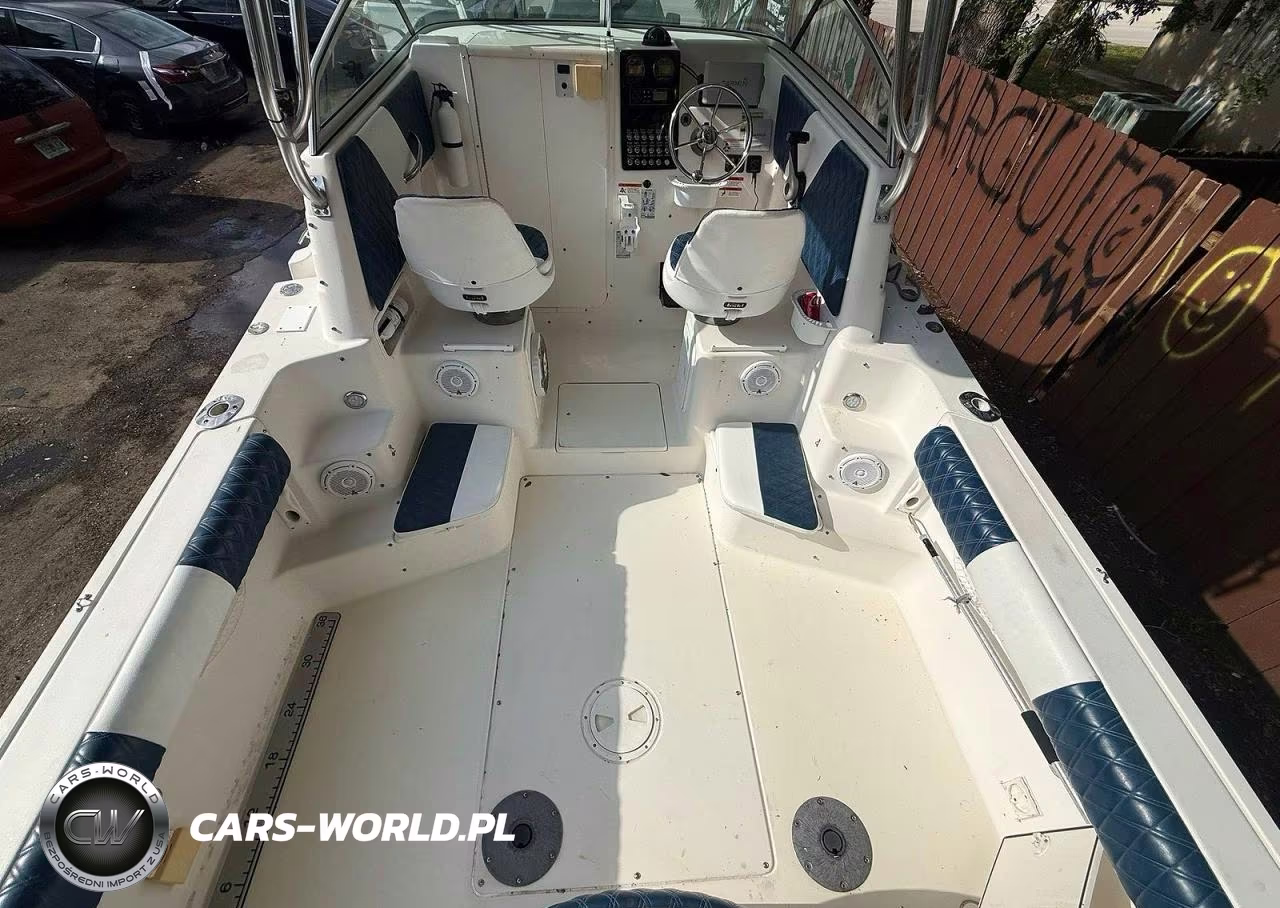 2007 Striper Walkaround Cuddy Cabin Boat VIN:GSSNJ002E607 - 6