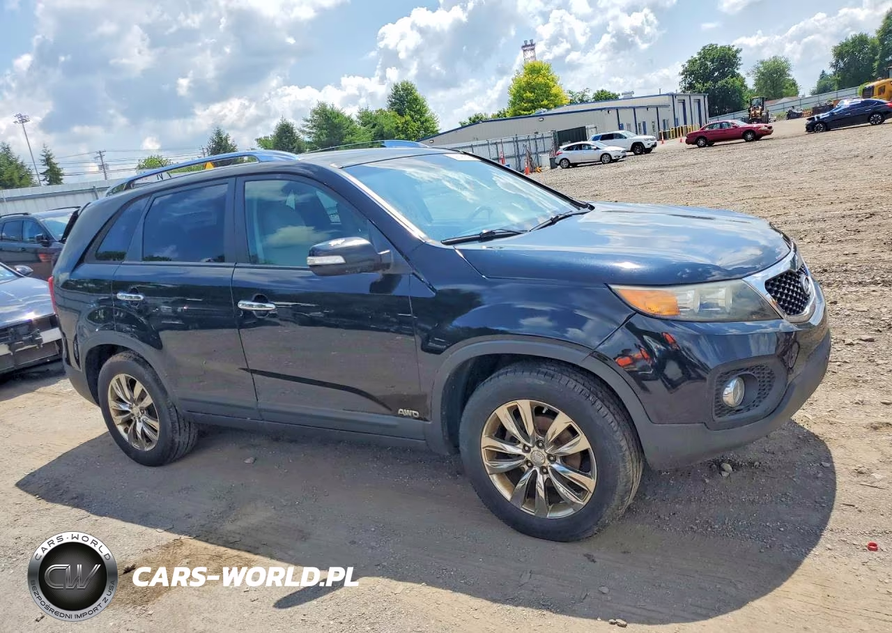2011 Kia Sorento Ex VIN:5XYKUDA28BG152917 - 4