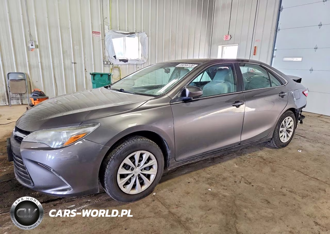 2015 Toyota Camry Le