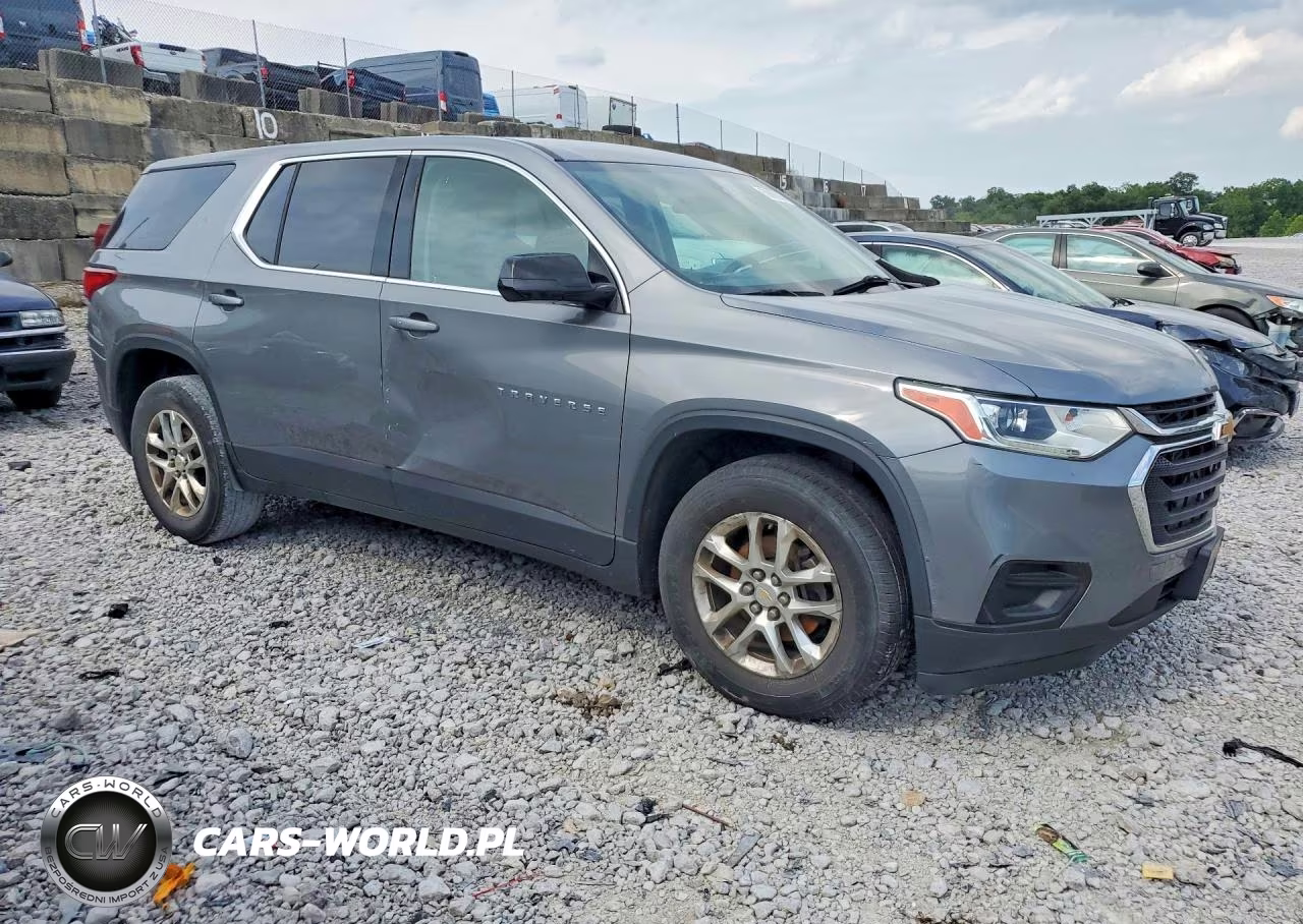 2019 Chevrolet Traverse Ls VIN:1GNERFKW1KJ290303 - 4