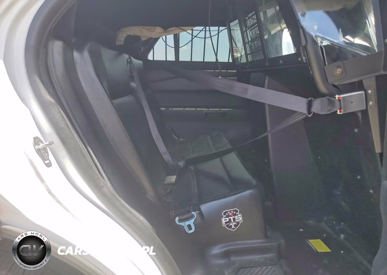 2023 Ford Explorer Police Interceptor VIN:1FM5K8AB2PGB12651 - 10