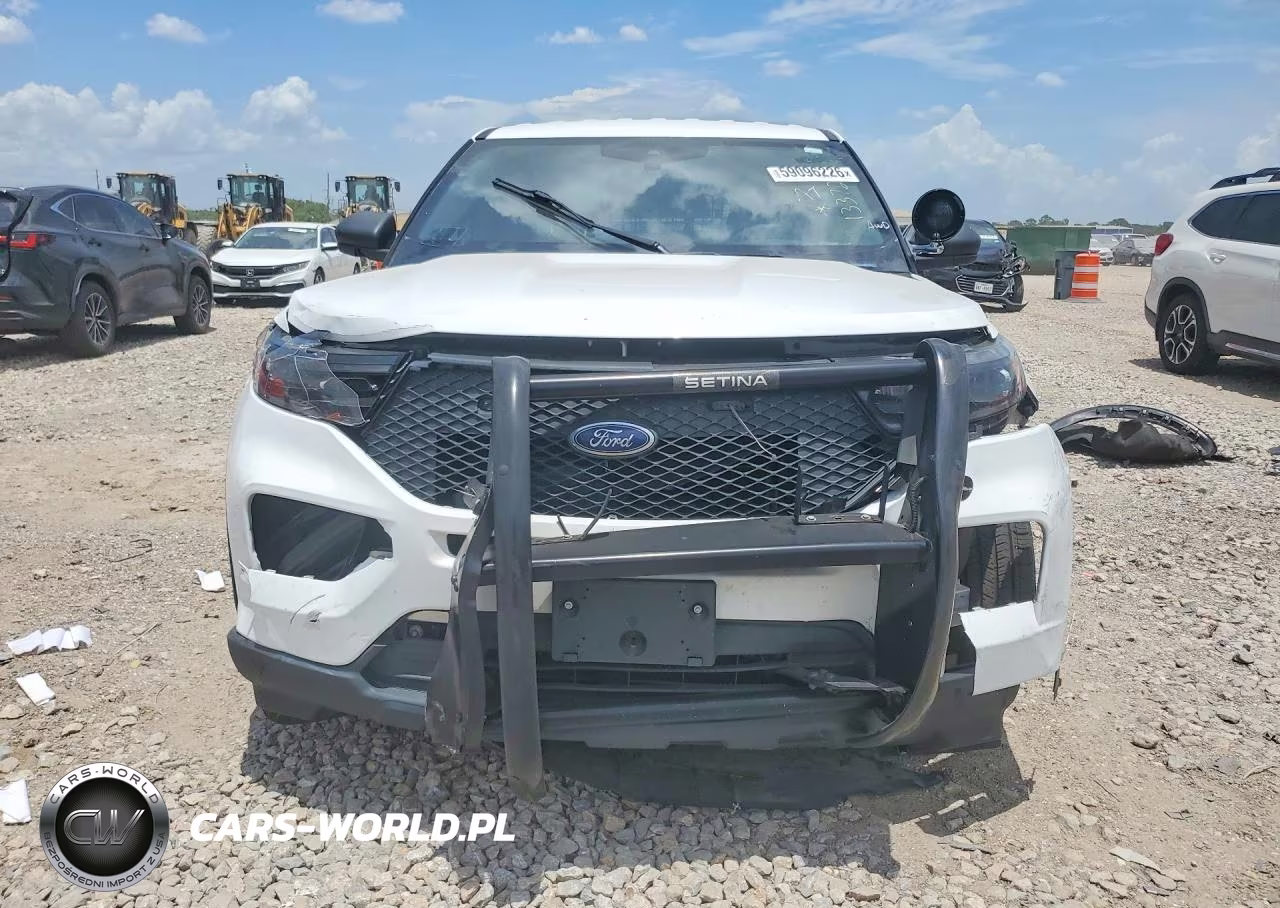 2023 Ford Explorer Police Interceptor VIN:1FM5K8AB2PGB12651 - 5