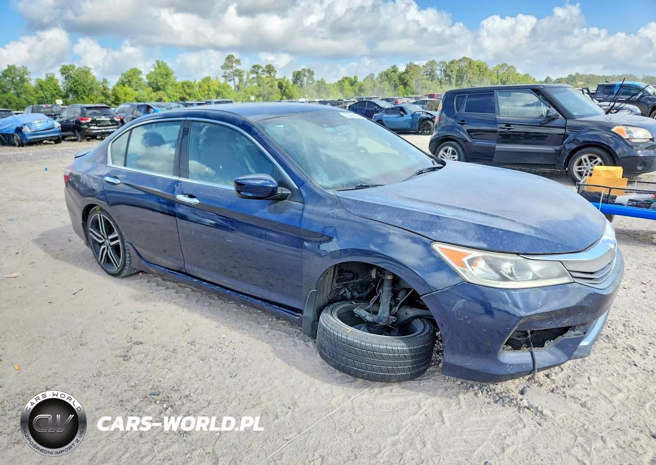 2017 Honda Accord Sport VIN:1HGCR2F62HA027699 - 4