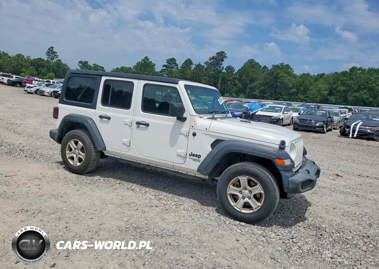 2021 Jeep Wrangler Unlimited Sport VIN:1C4HJXKN8MW672697 - 4