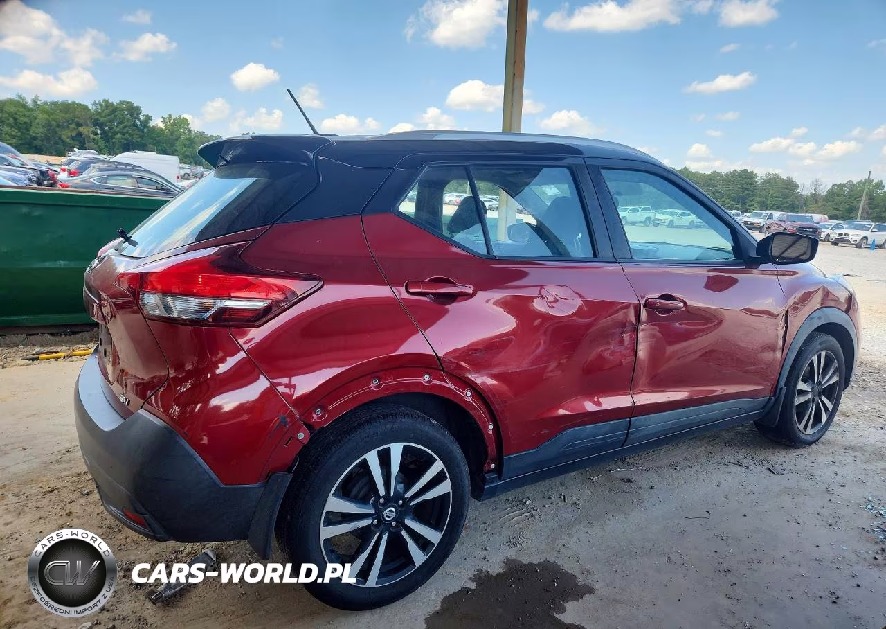 2019 Nissan Kicks Sv VIN:3N1CP5CU9KL565795 - 3