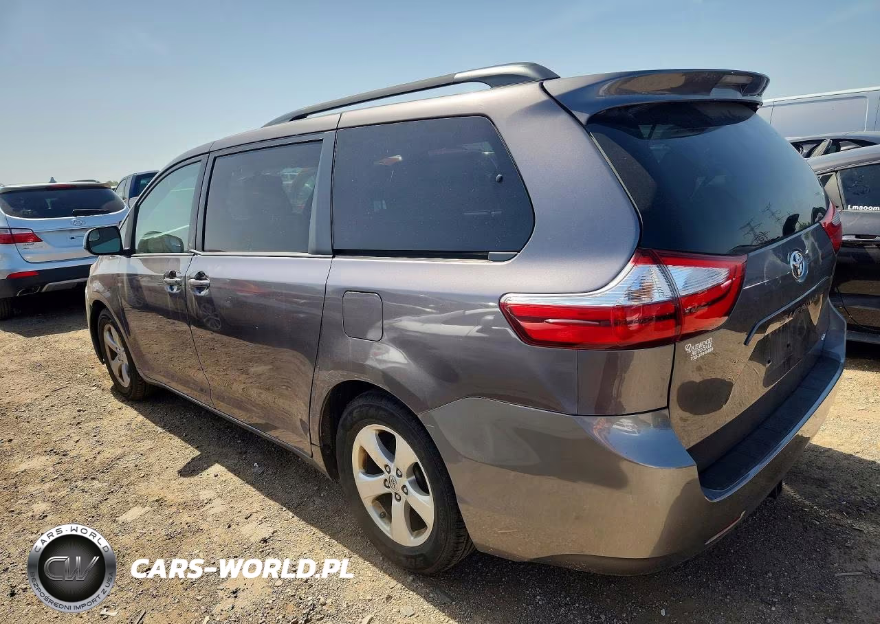 2015 Toyota Sienna Le VIN:5TDKK3DCXFS613015 - 2