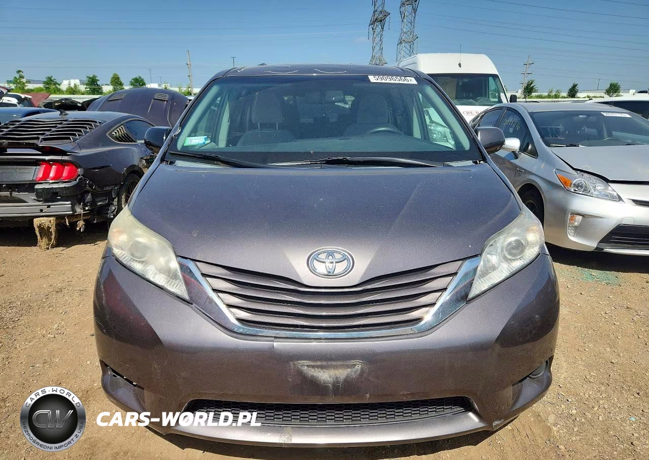 2015 Toyota Sienna Le VIN:5TDKK3DCXFS613015 - 5