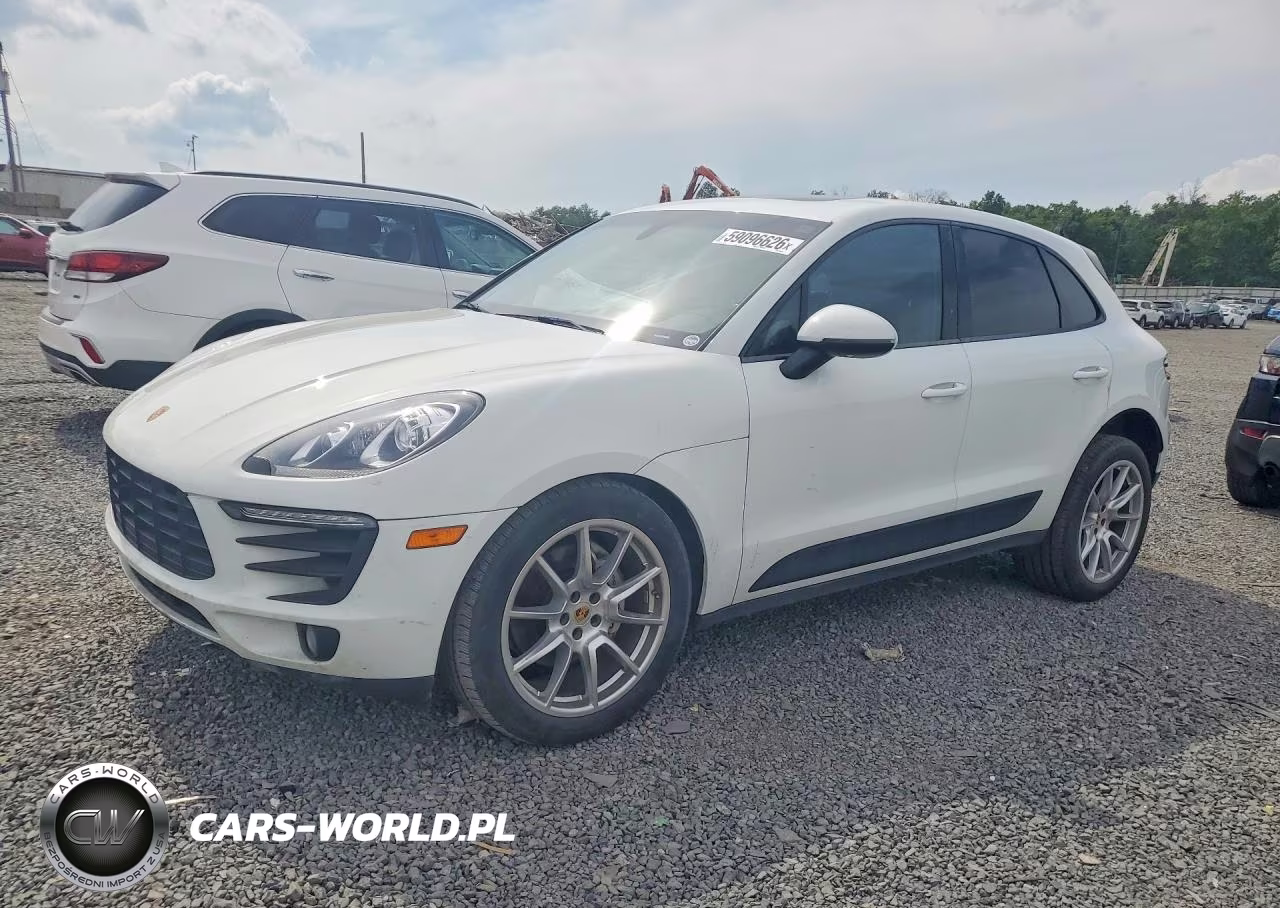 2015 Porsche Macan S