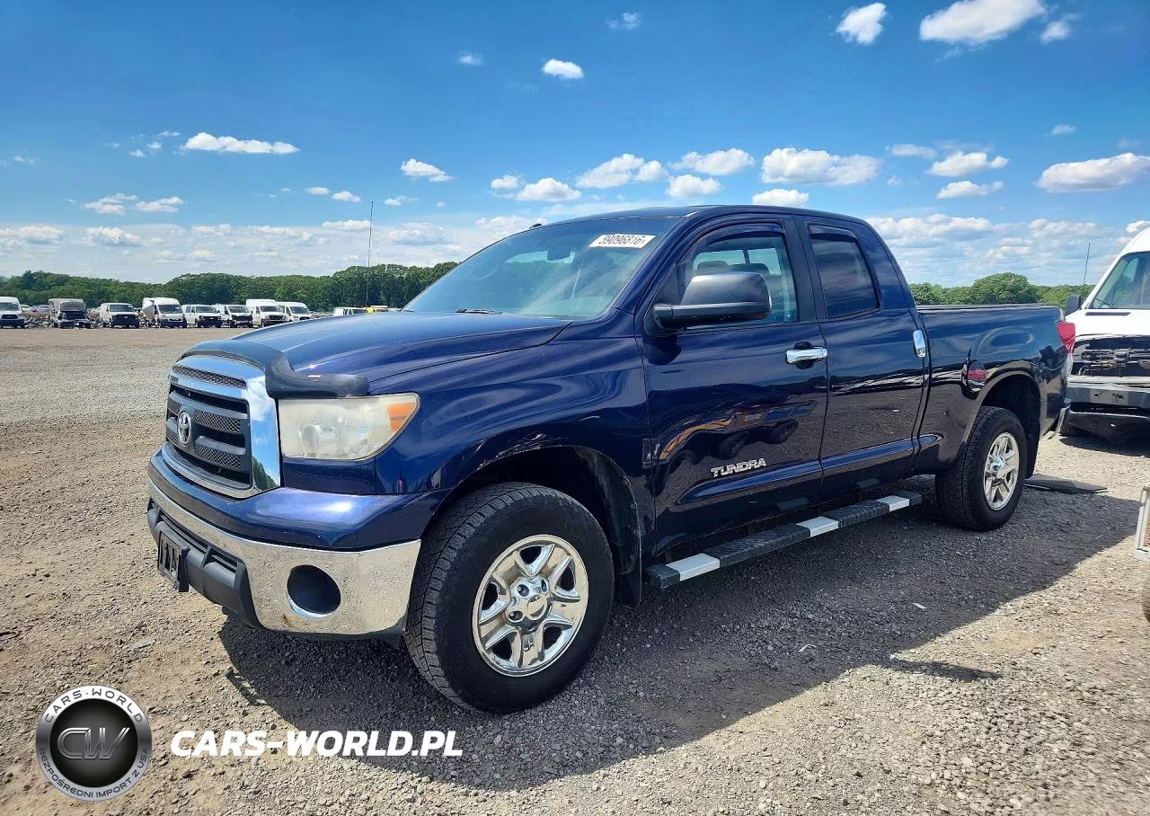2011 Toyota Tundra Double Cab Sr5 – zdjęcie 1 z 12