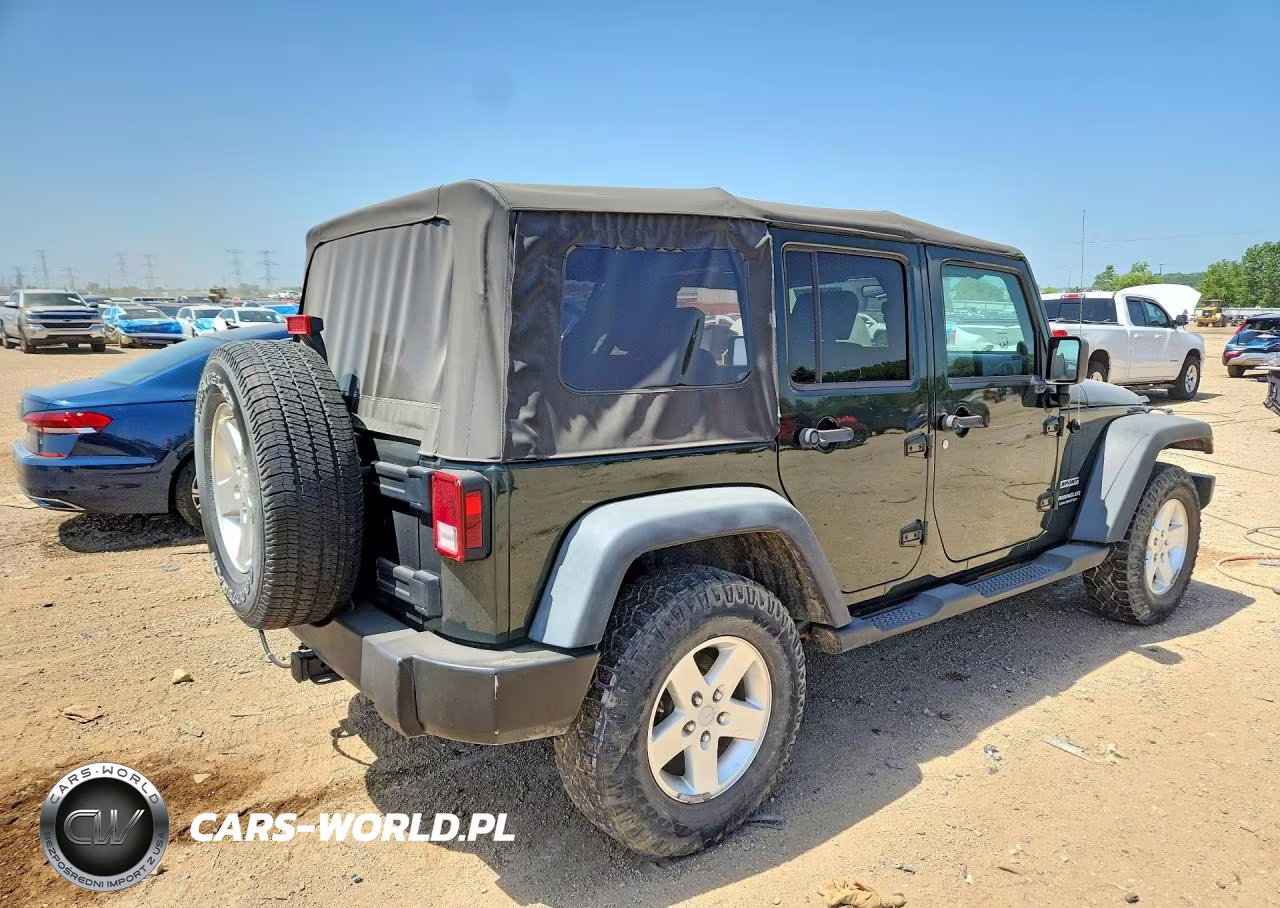 2010 Jeep Wrangler Unlimited Sport VIN:1J4BA3H19AL124878 - 3