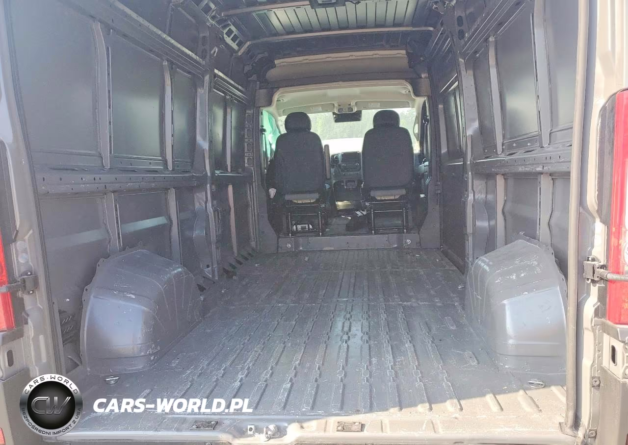 2026 Ram Promaster 2500 Delivery Van VIN:3C6LRVDGXTE174569 - 10