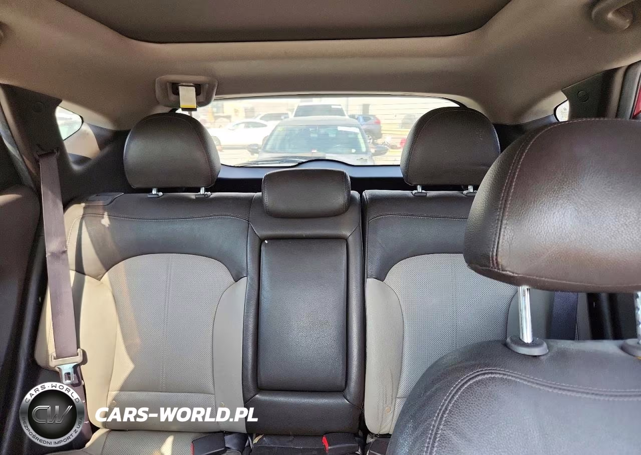 2012 Hyundai Tucson Limited VIN:KM8JU3AC6CU385687 - 10
