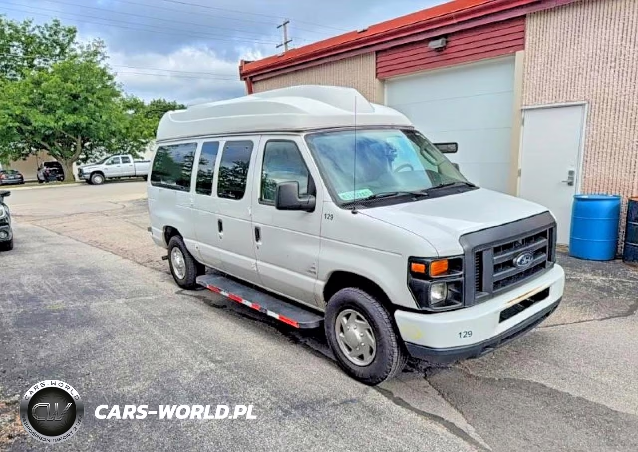 2014 Ford Econoline E250 Van – zdjęcie 1 z 14