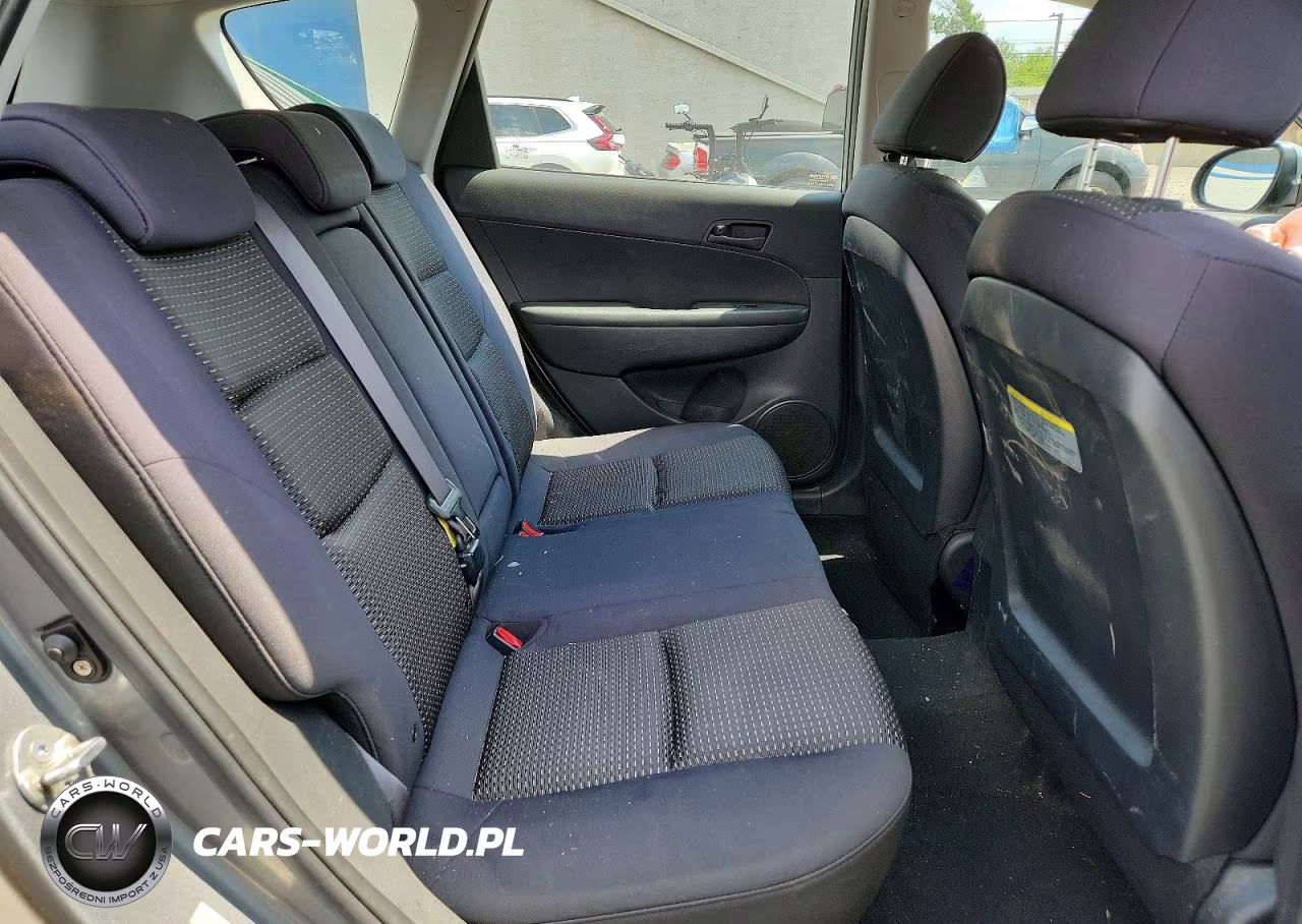 2010 Hyundai Elantra Touring Gls VIN:KMHDB8AE5AU066568 - 10