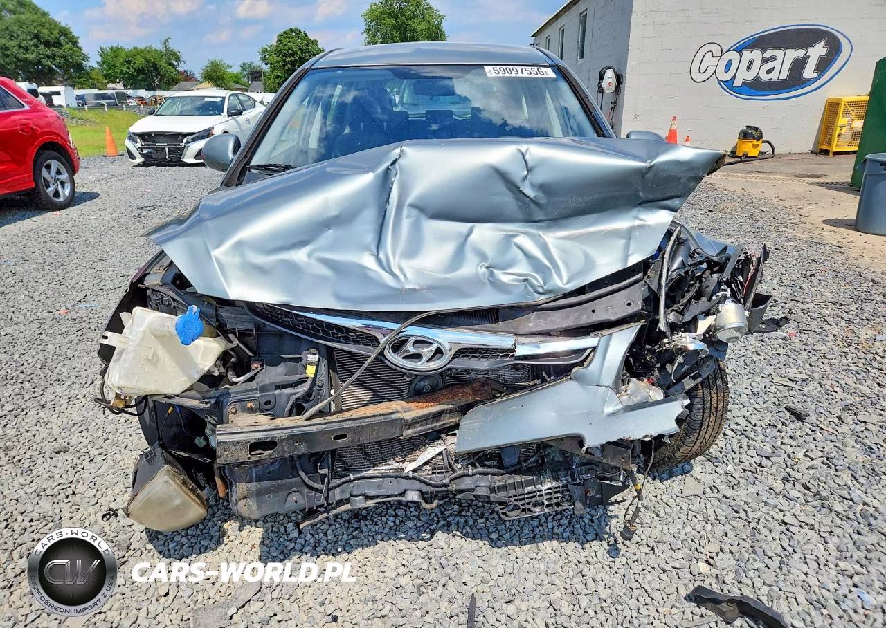 2010 Hyundai Elantra Touring Gls VIN:KMHDB8AE5AU066568 - 5