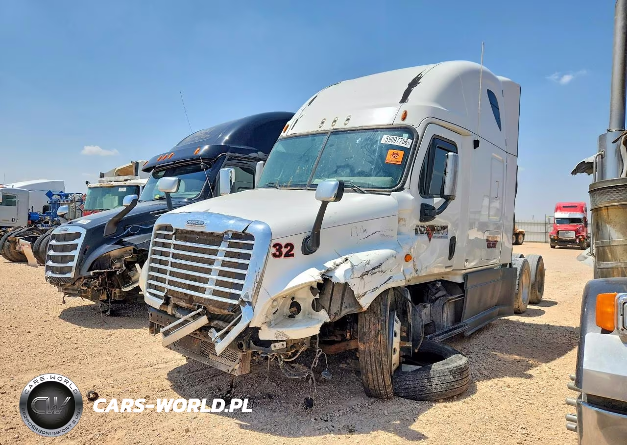 2012 Freightliner Cascadia Semi Truck