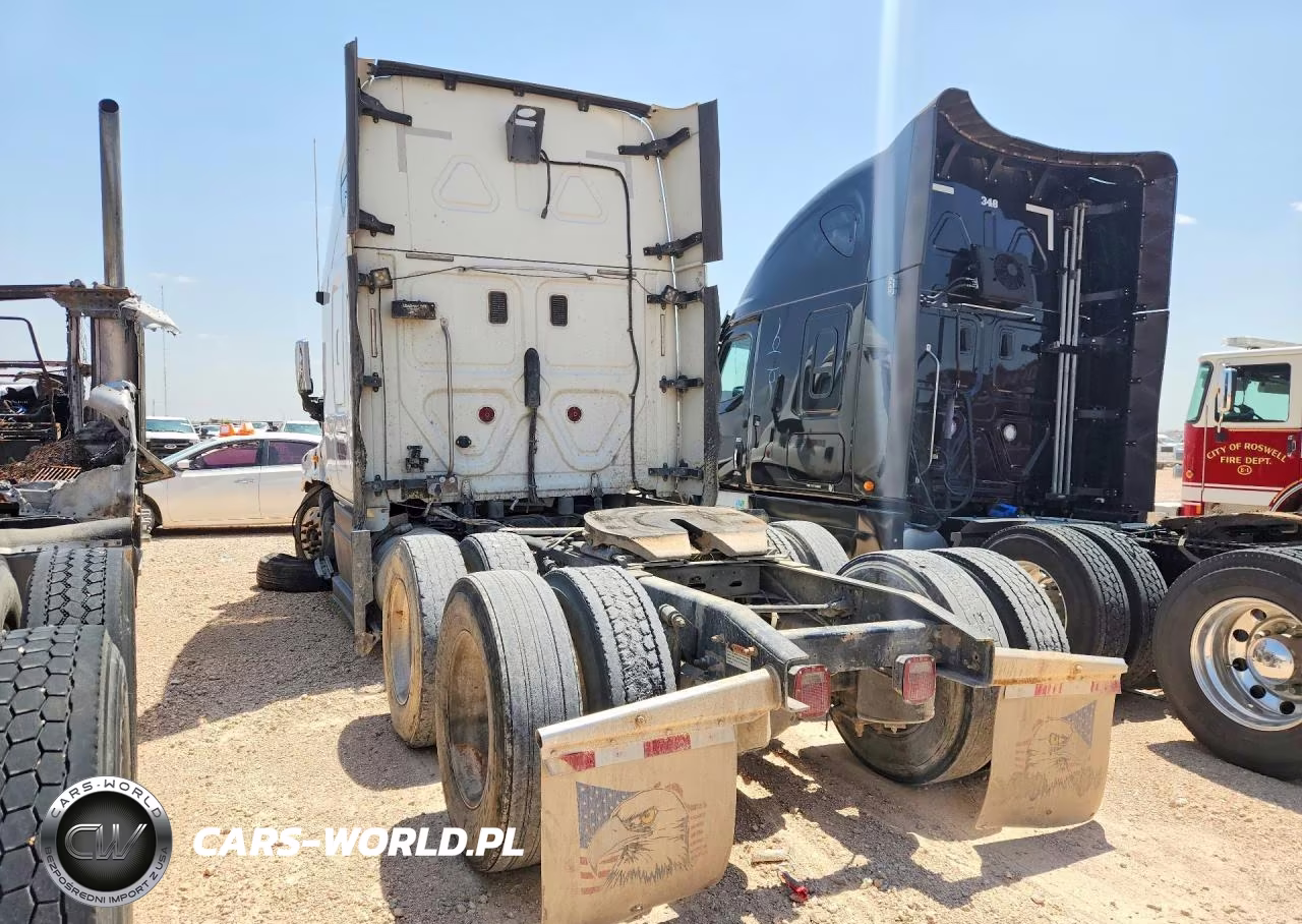 2012 Freightliner Cascadia Semi Truck VIN:1FUJGLBG5CSBV7023 - 2