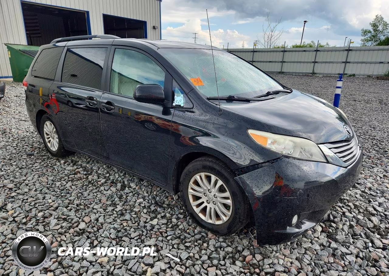 2012 Toyota Sienna Xle 8-Passenger VIN:5TDYK3DC5CS273732 - 4