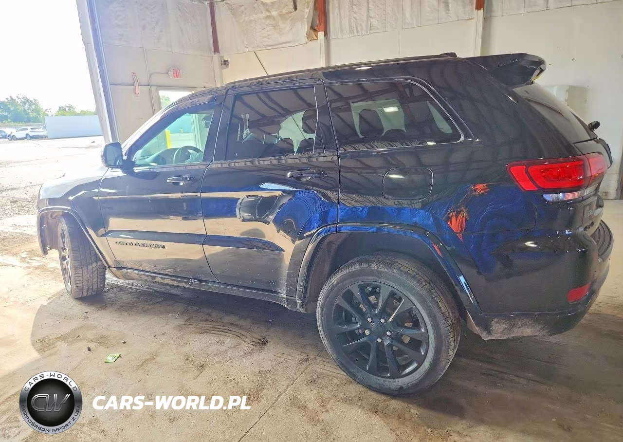 2020 Jeep Grand Cherokee Laredo VIN:1C4RJFAG9LC401682 - 2