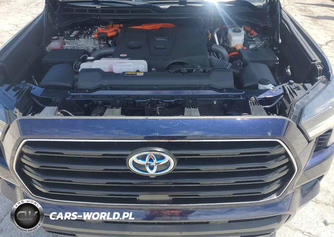 2024 Toyota Sequoia Sr5 VIN:7SVAAABA6RX043961 - 12