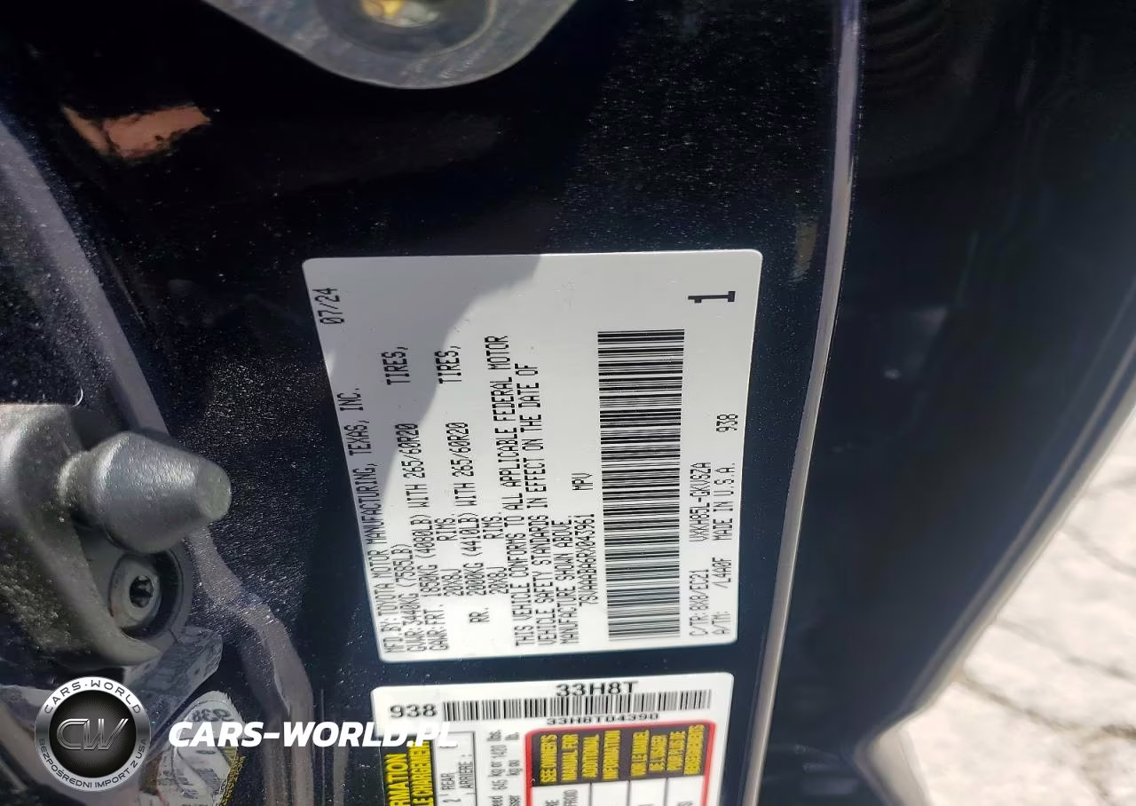 2024 Toyota Sequoia Sr5 VIN:7SVAAABA6RX043961 - 13
