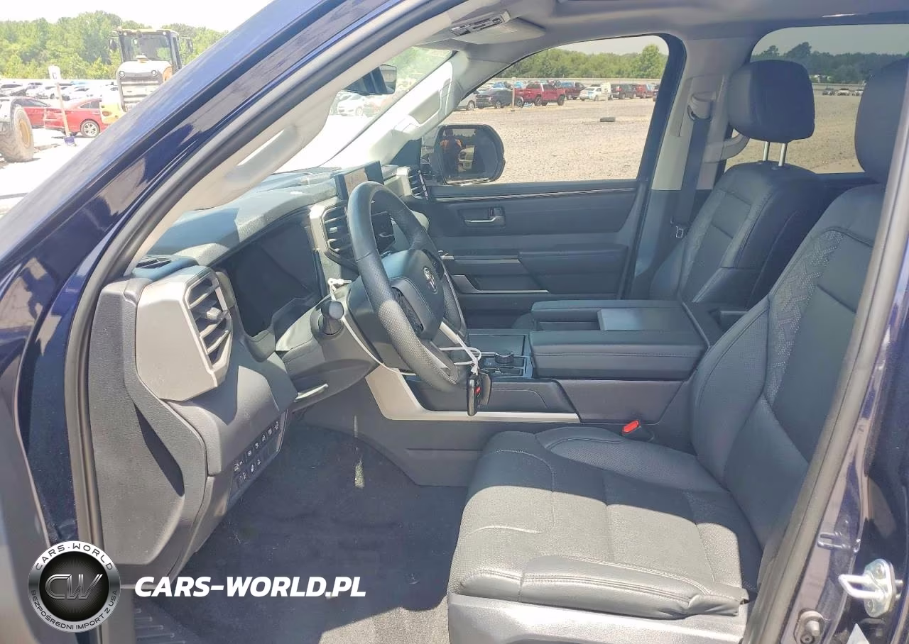 2024 Toyota Sequoia Sr5 VIN:7SVAAABA6RX043961 - 7