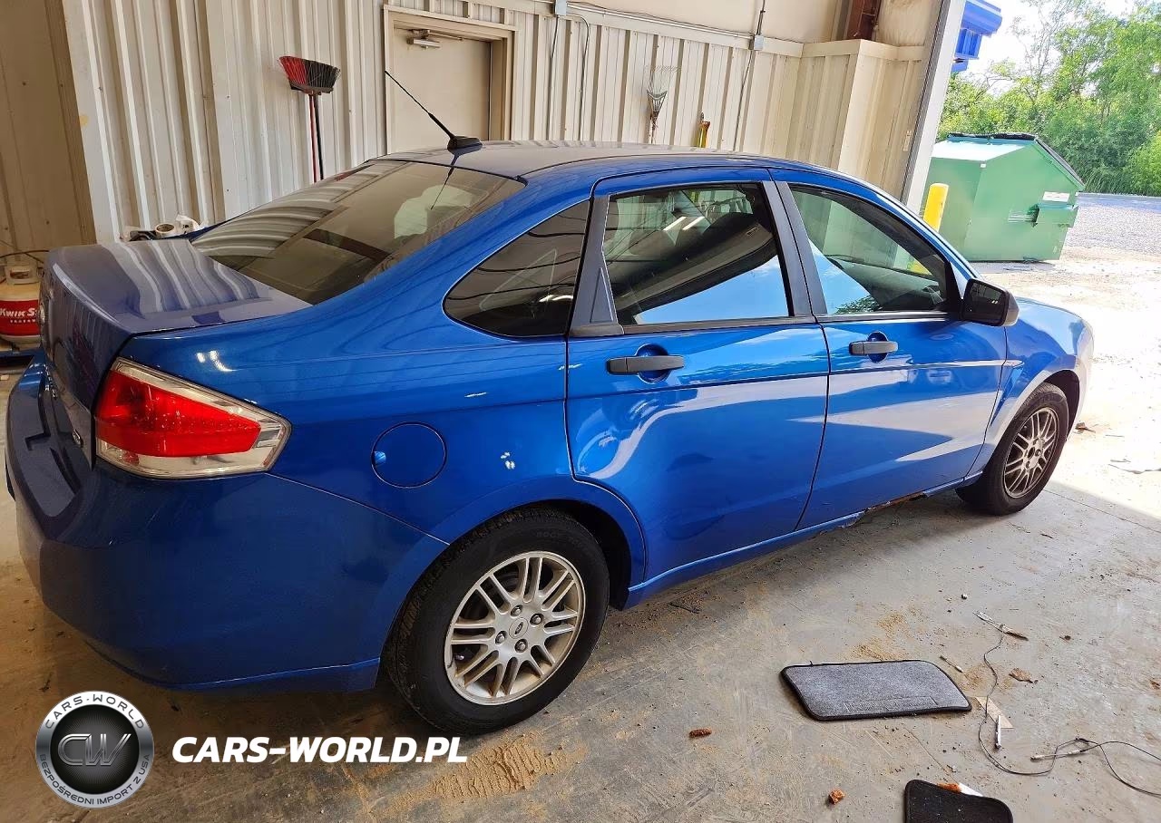 2010 Ford Focus Se VIN:1FAHP3FN5AW150631 - 3