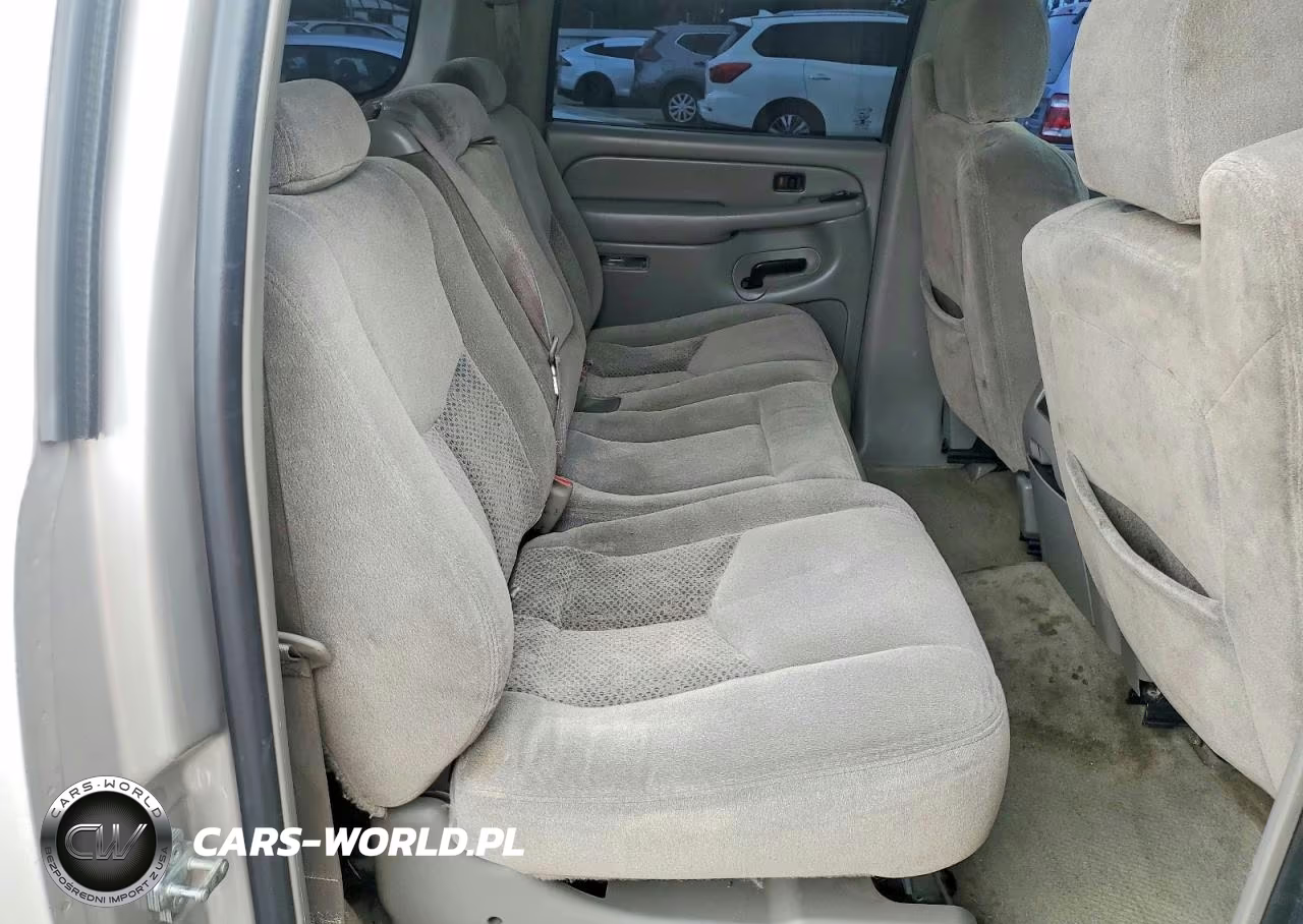 2006 Chevrolet Suburban C1500 VIN:1GNEC16Z16J172203 - 11