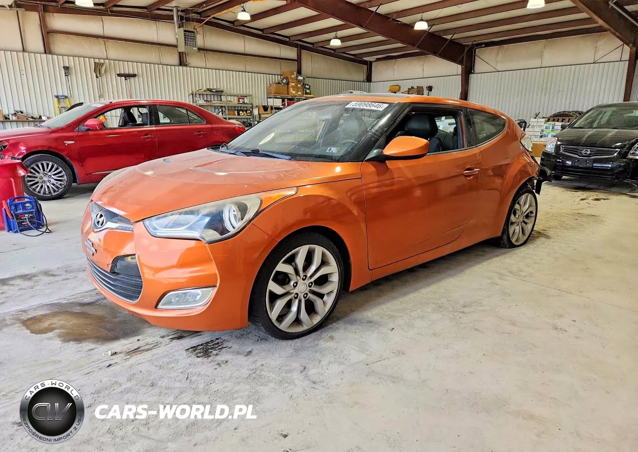 2013 Hyundai Veloster Base – zdjęcie 1 z 12