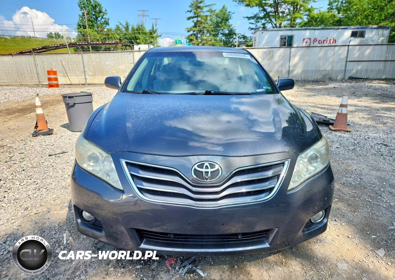 2010 Toyota Camry Xle VIN:4T4BF3EK7AR047542 - 5