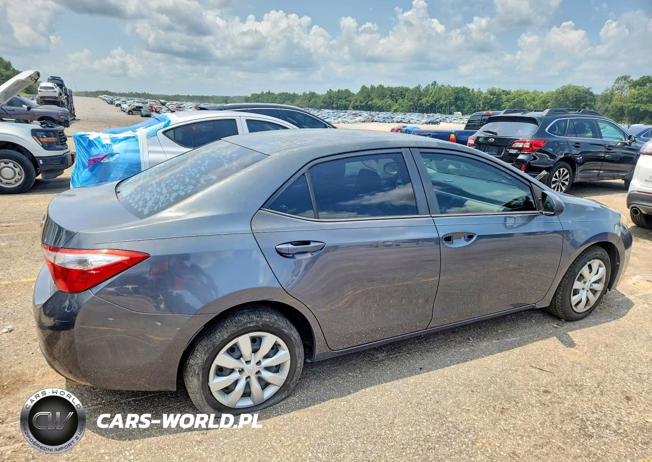 2014 Toyota Corolla Le VIN:5YFBURHE4EP154290 - 3