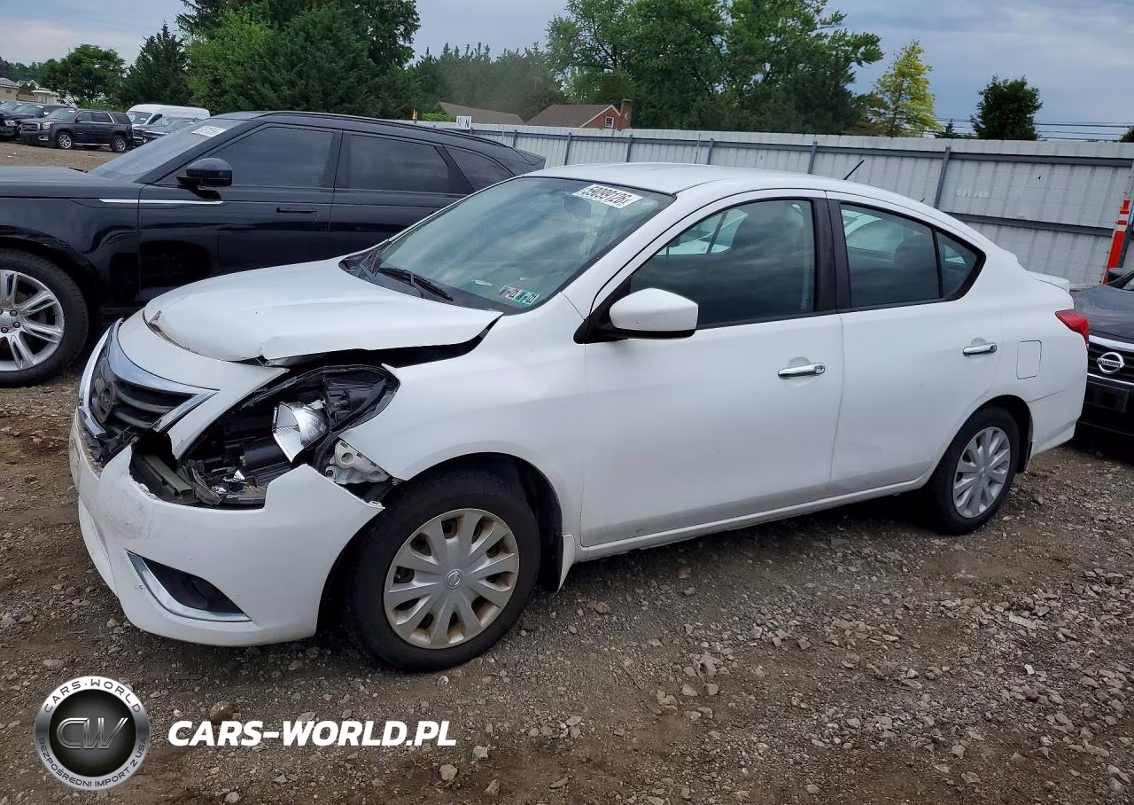 2016 Nissan Versa 1.6 Sv – zdjęcie 1 z 12