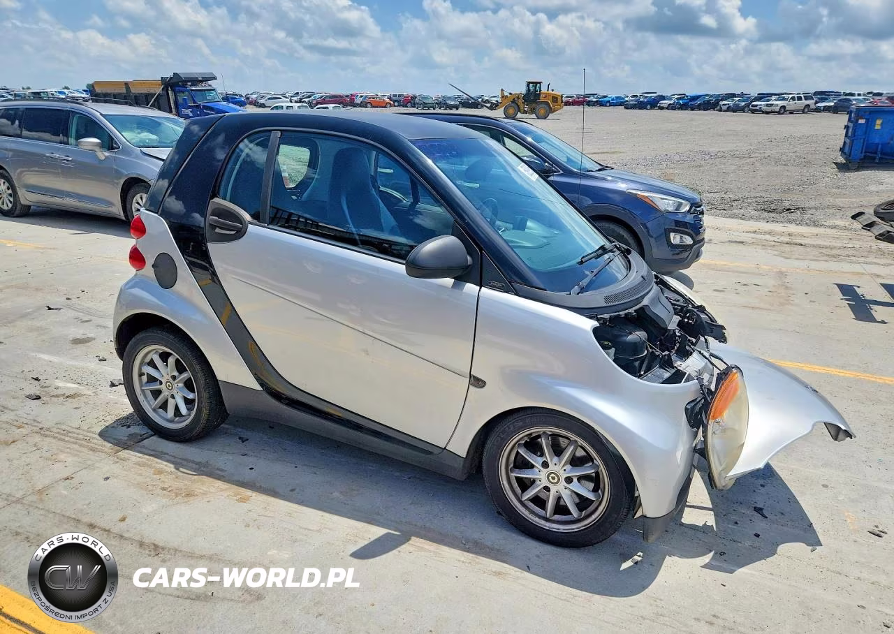 2008 Smart Fortwo Pure VIN:WMEEJ31X58K193344 - 4
