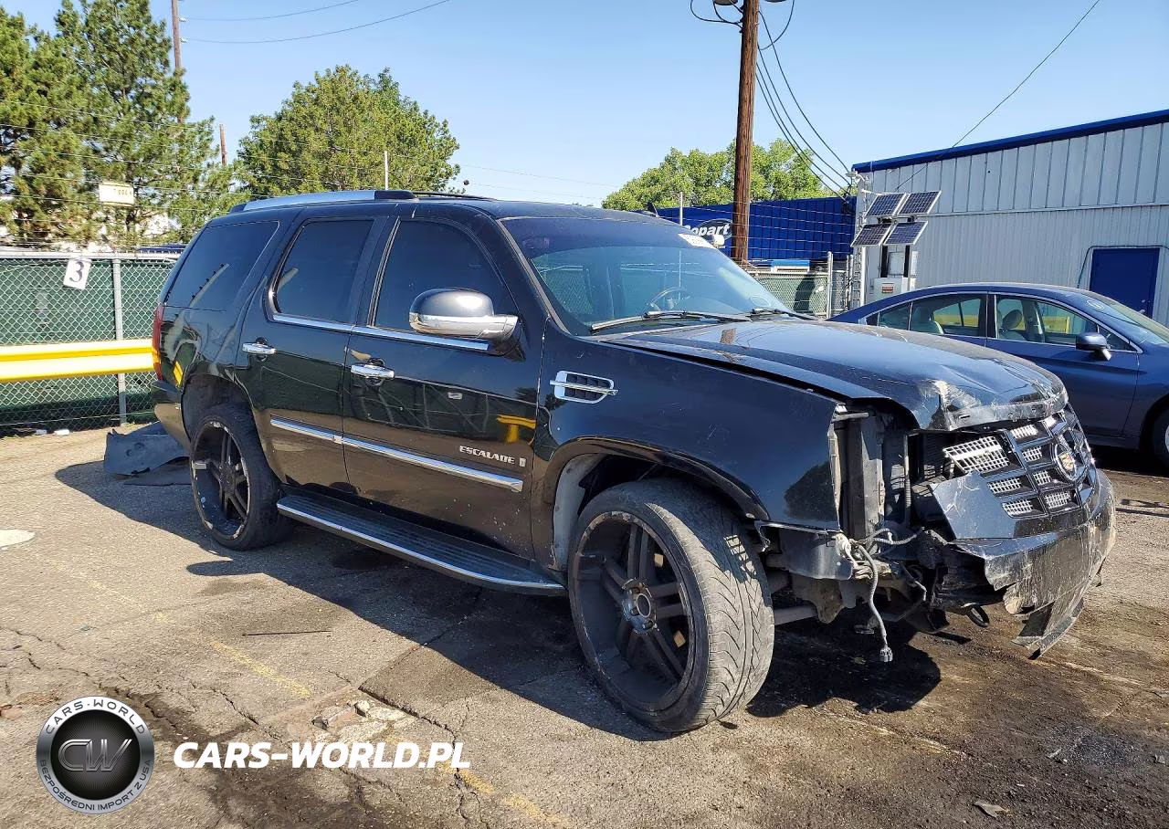 2007 Cadillac Escalade Luxury VIN:1GYFK63807R131602 - 4
