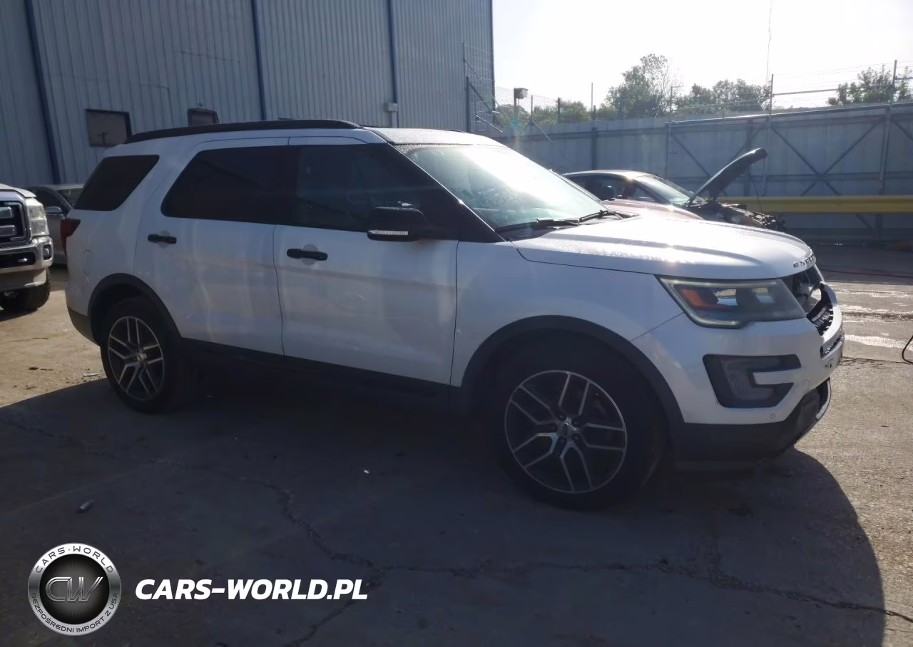 2017 Ford Explorer Sport VIN:1FM5K8GT4HGD96169 - 4